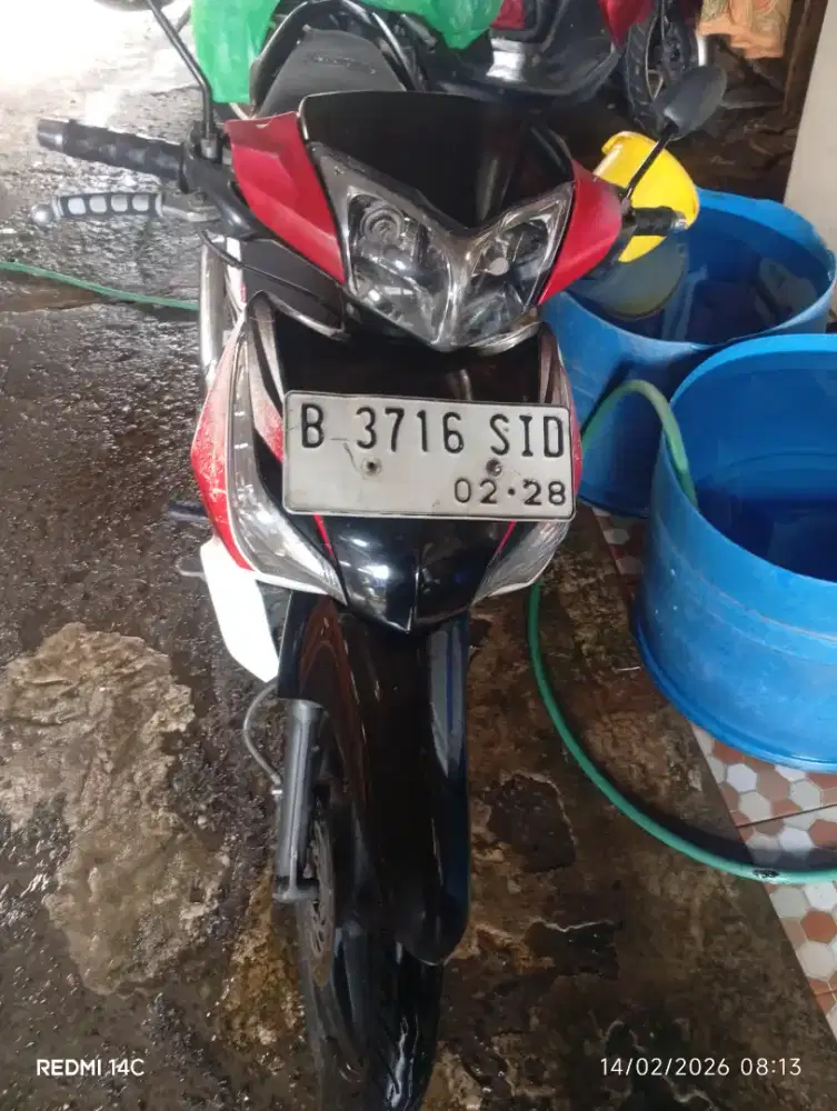 Dijual honda supra x 125 helm in PGM-FI