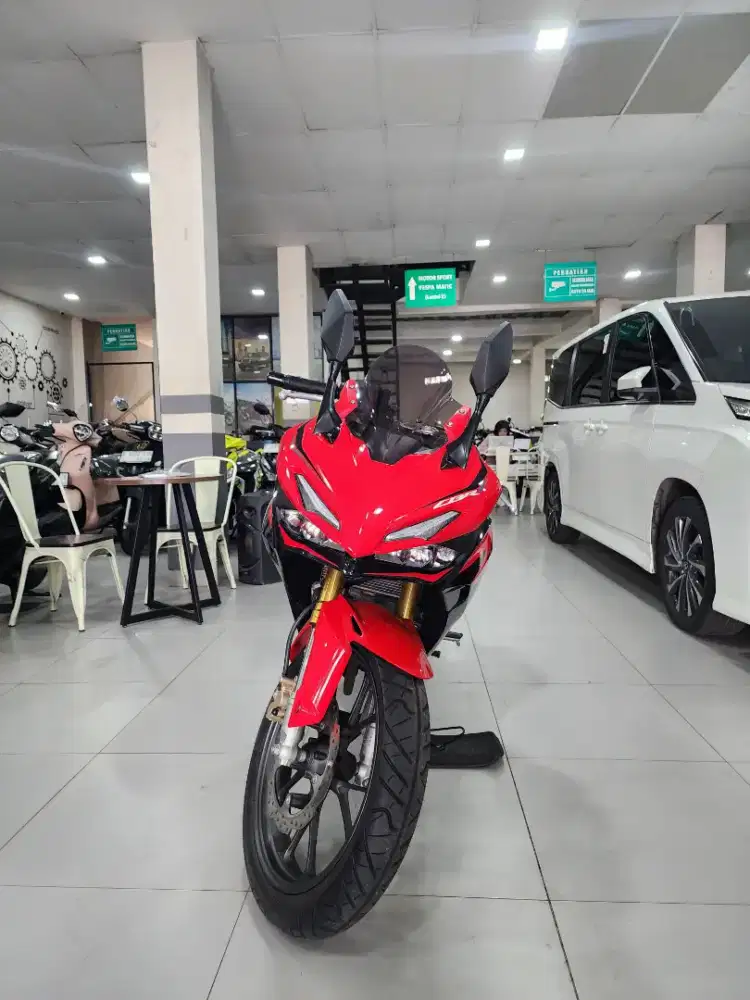 Di jual murah Honda CBR150R