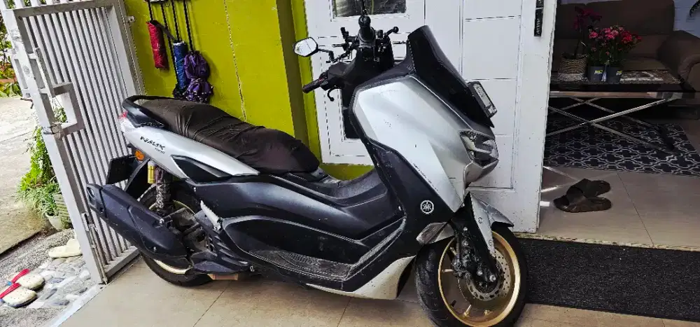 Dijual motor Nmax tahun 2023 Cibinong