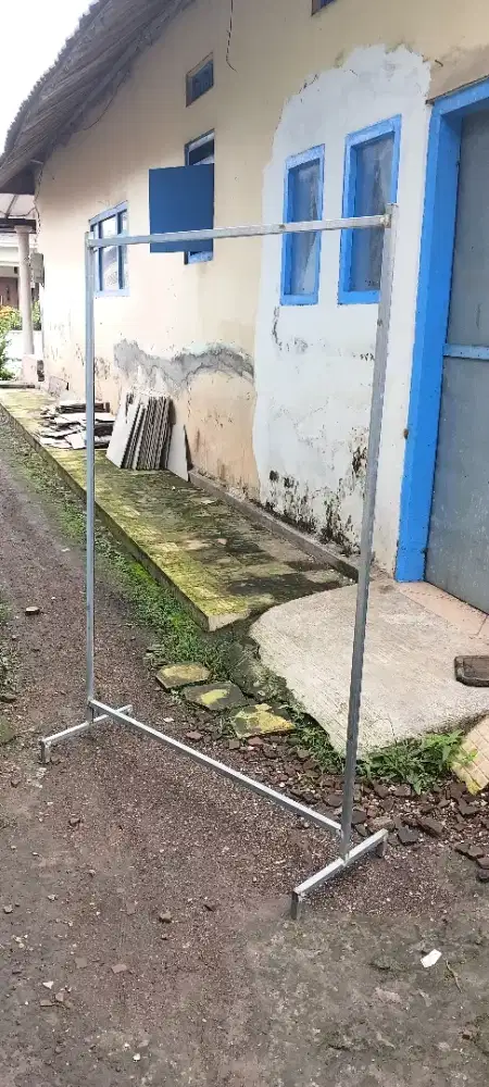 Jemuran besi ukuran 1m