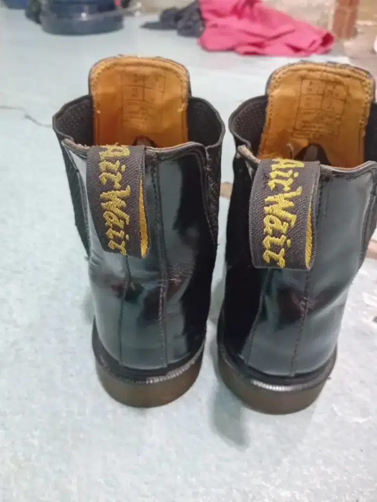 SEPATU DOCMART  SIZE 42