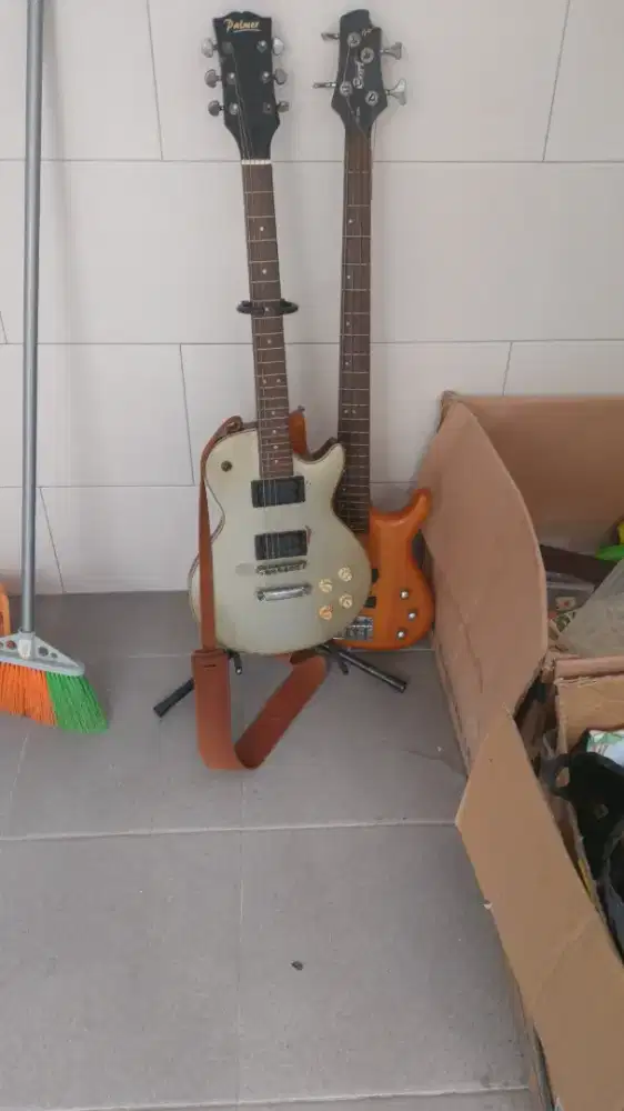 Dijual gitar palmer dan bass cort santai