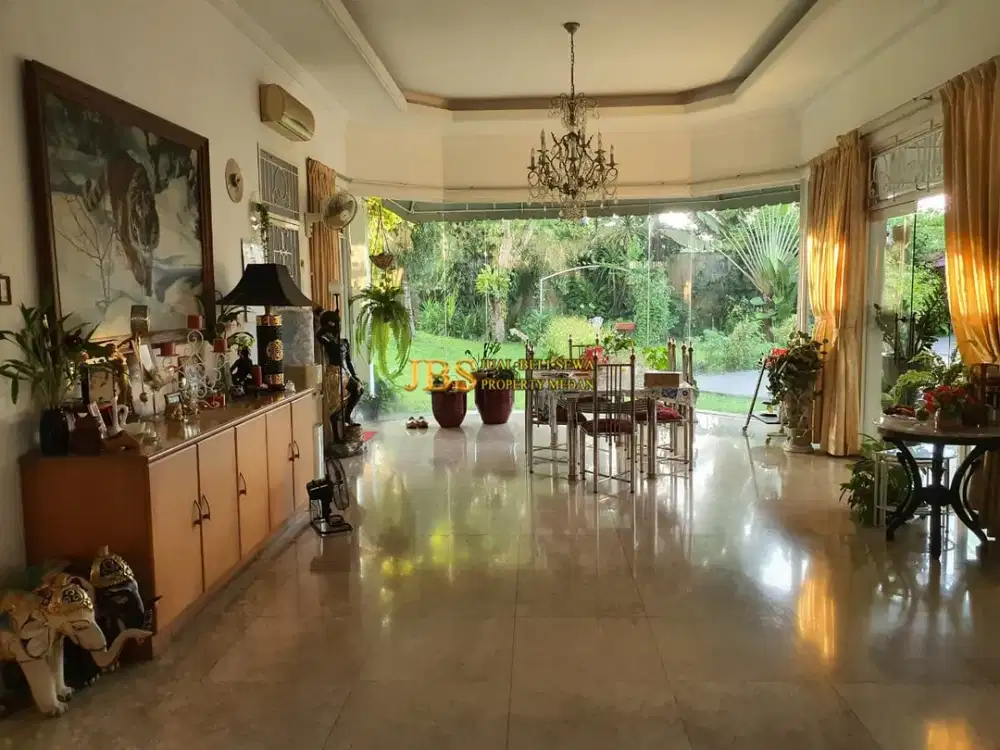 Dijual Rumah Lux Fully Furnished di Komplek Bukit Hijau Regency Medan Jalan Taman Setia Budi Indah