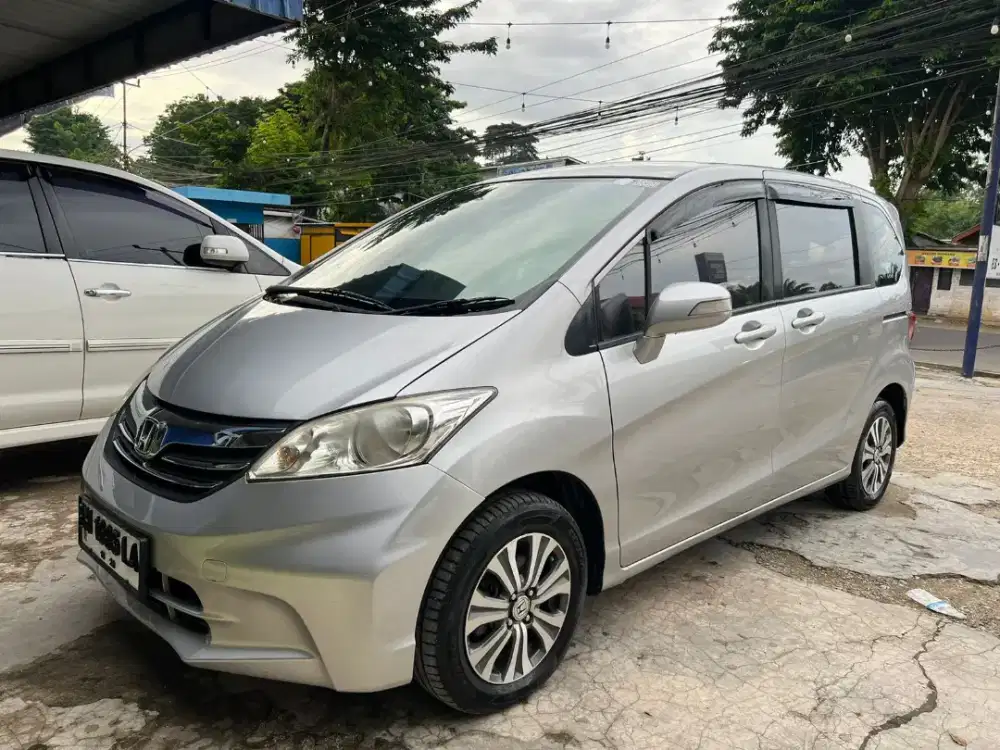 Honda Freed 2013 type S