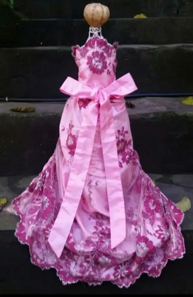 PRECIOUS LADY SALSA DOG BOUTIQUE BALI - INDONESIA