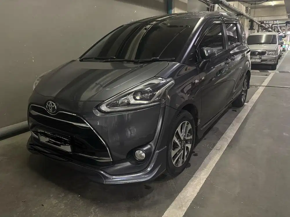 Toyota Sienta tipe 1,5 Q Tahun 2018