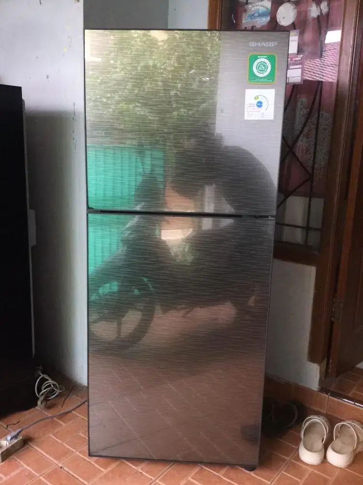 Kulkas 2 Pintu Merk SHARP