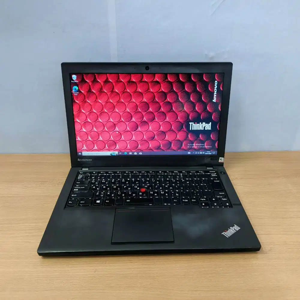 Lenovo Thinkpad X240 Intel core i5 backlite keyboard