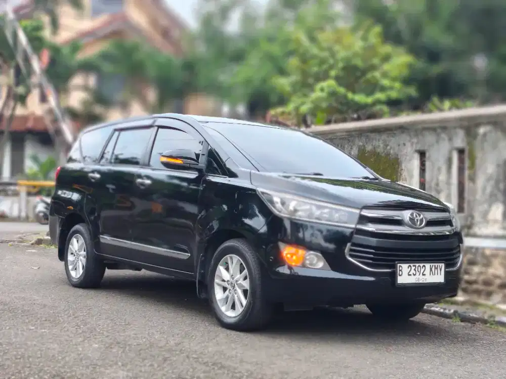 INNOVA REBORN V LUX DIESEL AT ISTIMEWA