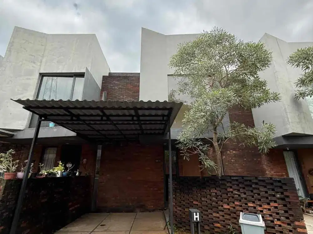 Dijual rumah Town House Ruma Joglo Jakarta Barat