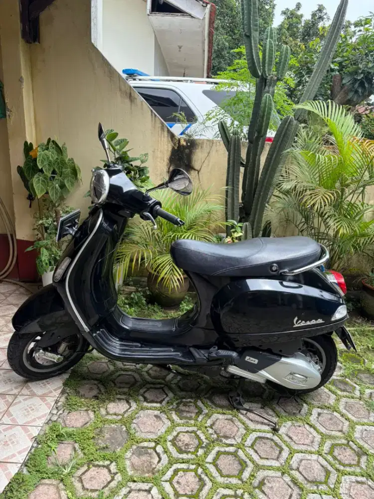 Piaggio Lx 125 thn 2020 Pajak Hidup GRESS!