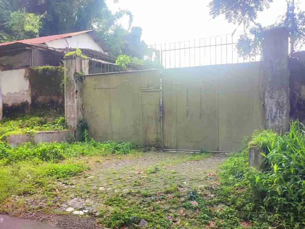 Dijual exs Kandang Ayam 1,2ha di JEMBER