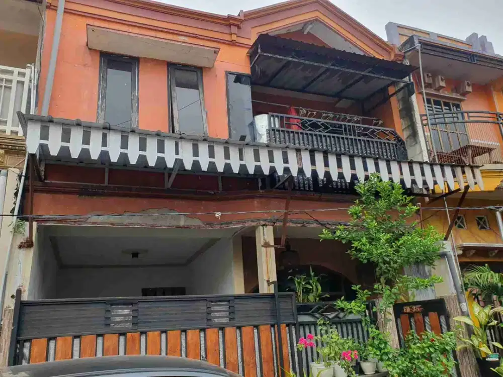 DIJUAL RUMAH 

KEL. : KEDANYANG
KEC  : KEBOMAS
KAB  : GRESIK