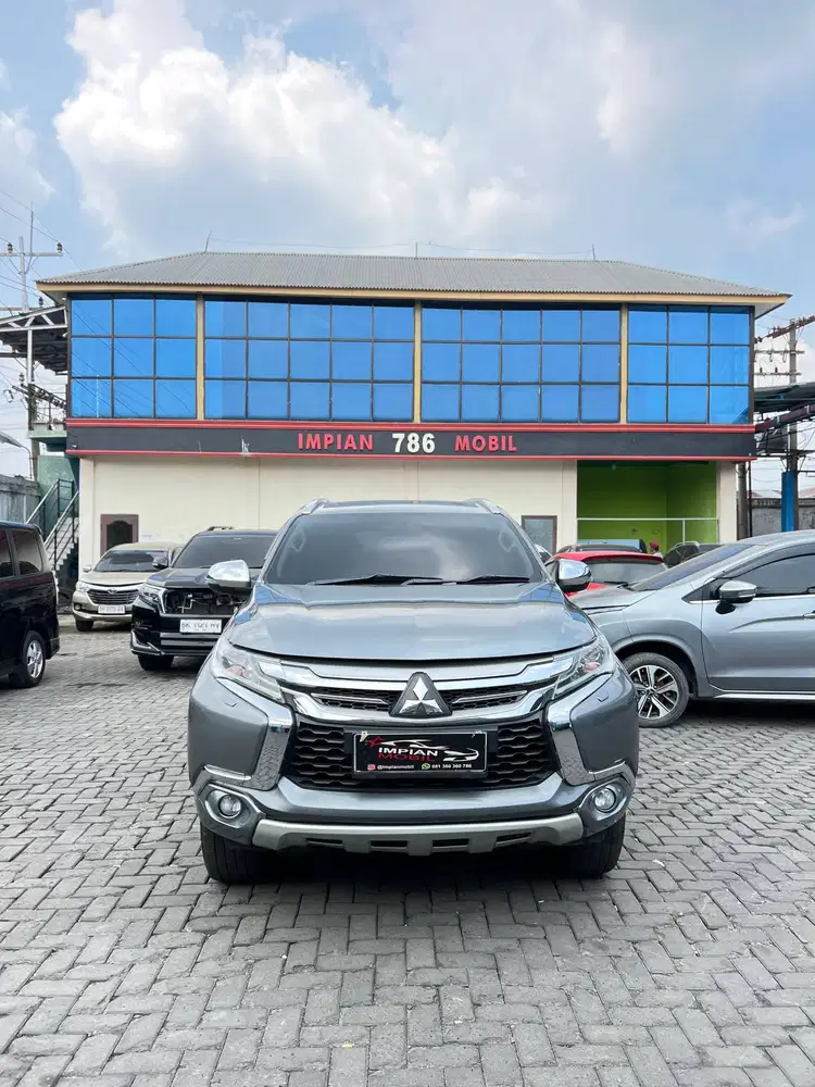 Mitsubishi Pajero Sport Dakar Limited A/T Abu 2016 fortuner isuzu mu x