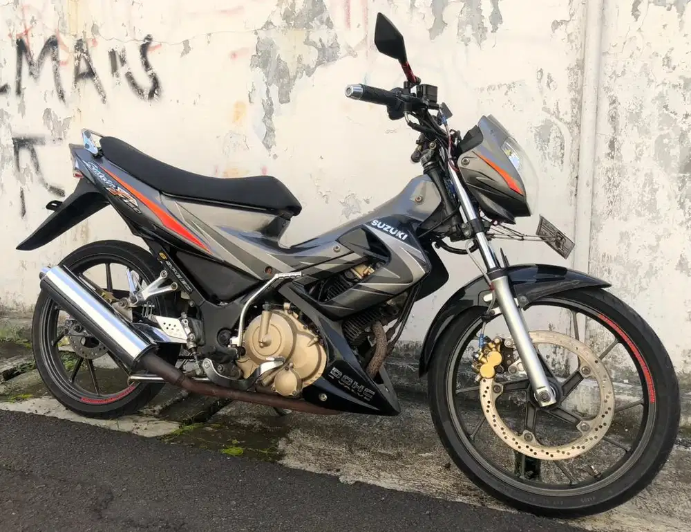 Satria fu150 ckd 2008 hitam abu