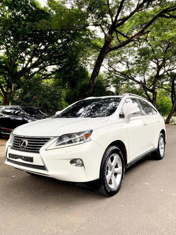 CASH. LEXUS RX 270 Facelift HK low km service record resmi