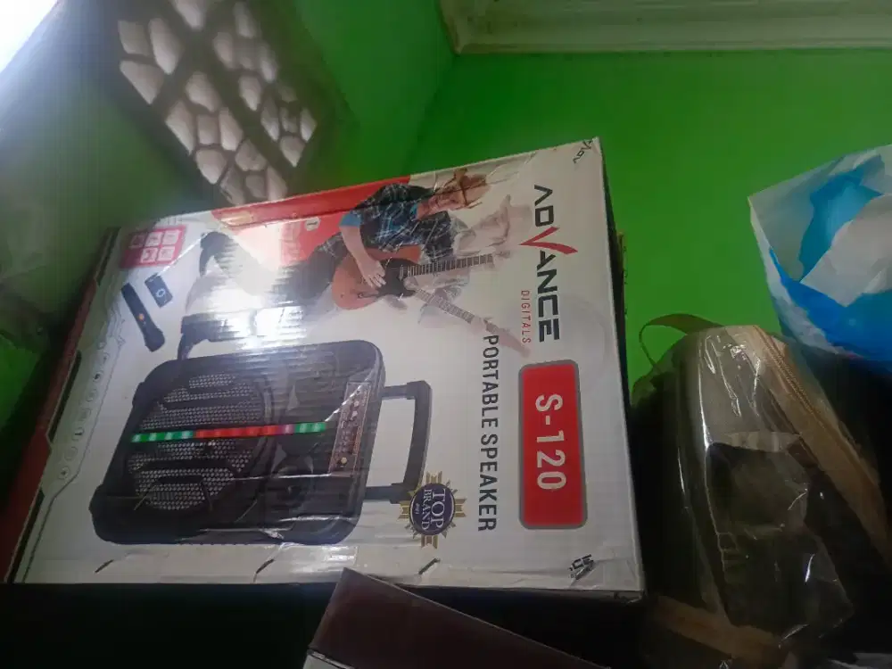 Speaker karaoke advance s126