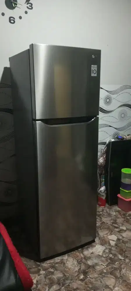 Kulkas 2 pintu LG inverter