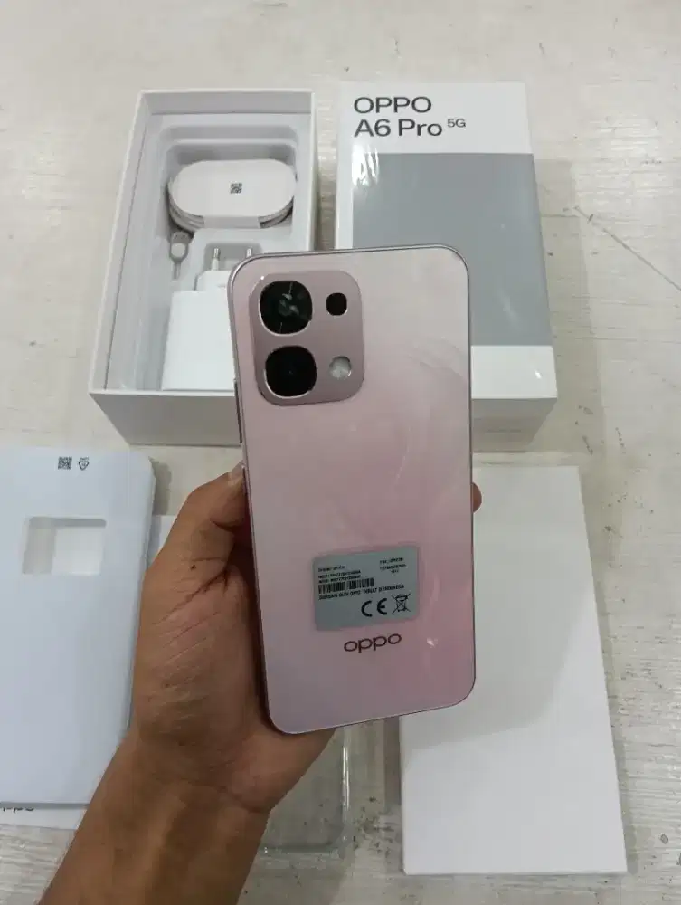 Oppo A6pro 5G 8/256 second murah siap pakai