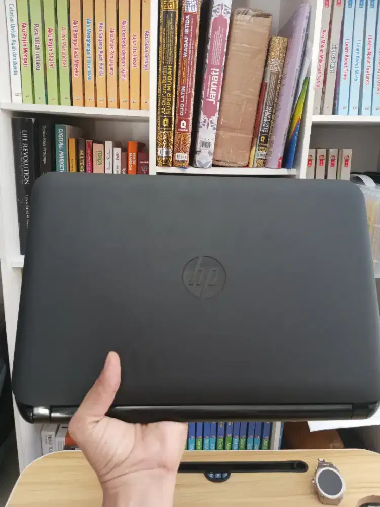 Laptop HP 240 G2 Generasi ke-3 Mulus Tinggal Pakai