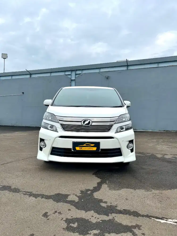 Toyota Vellfire ZG Audiolles  CBU Nik 2013