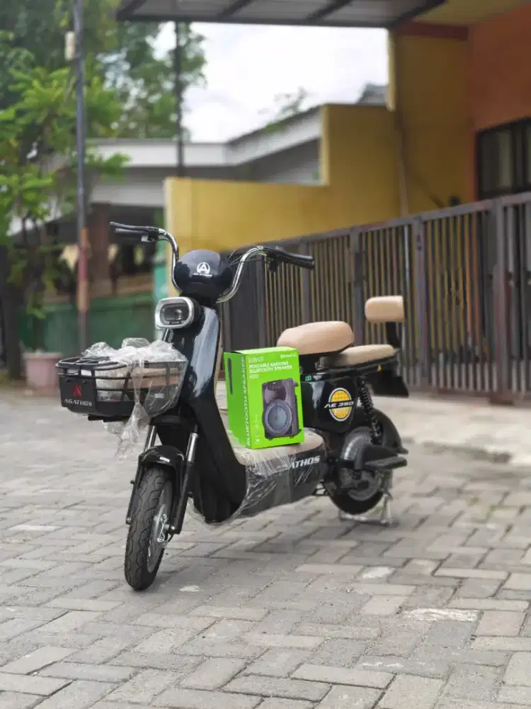 SEPEDA LISTRIK KHUSUS HARI INI TERBARU DAN KREDIT DP 0 PERSEN