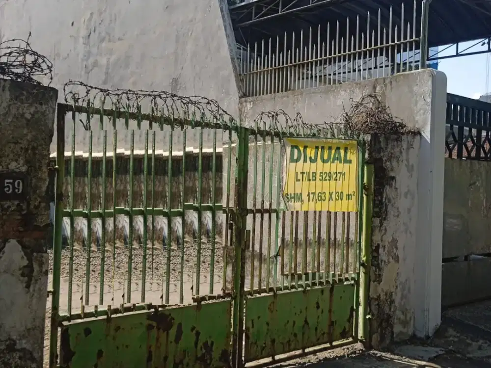 Dijual Rumah Surabaya Pusat di Jalan Jaksa Agung Suprapto - Dekat Balai kota Surabaya, Grand City Mall - SHM - Cocok Buat Segala Usaha