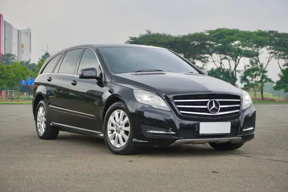 Mercedes Benz R300L
W251 Facelift (Rare) 2011