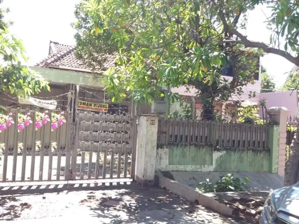 Dijual Rumah Jalan WR Supratman Tegalsari Surabaya