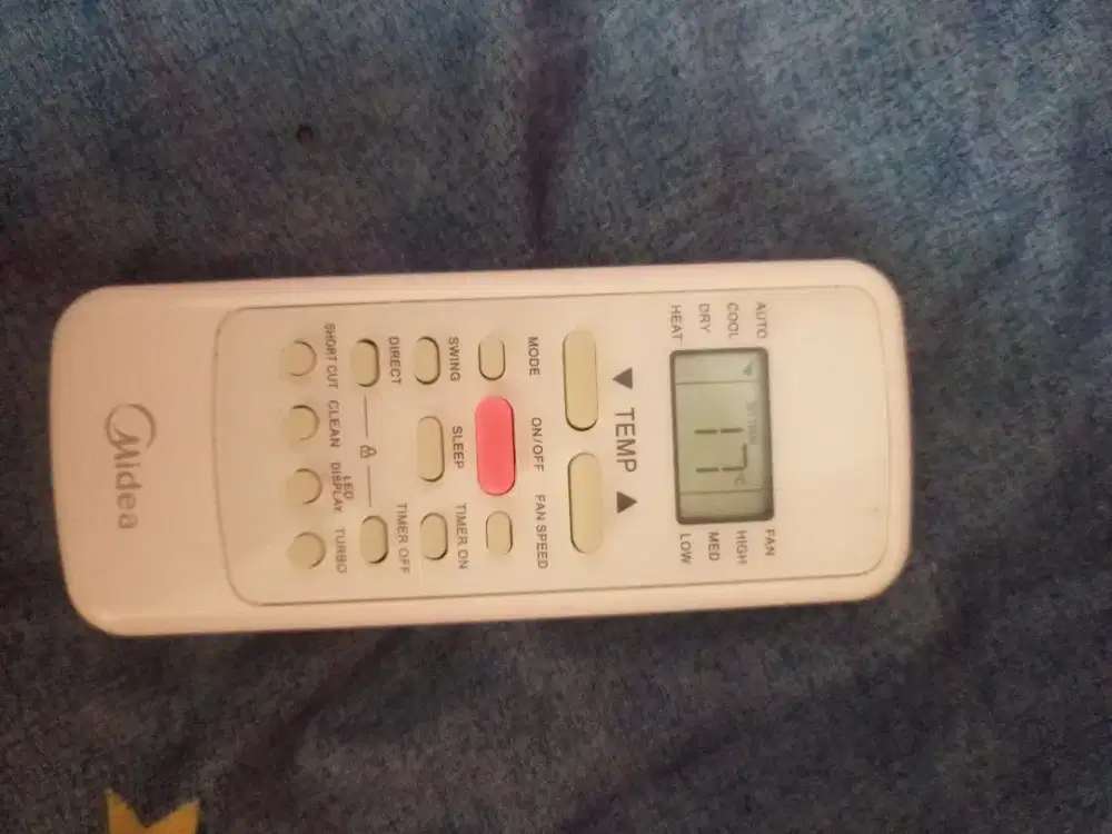 ac media 1/2pk dengan remot