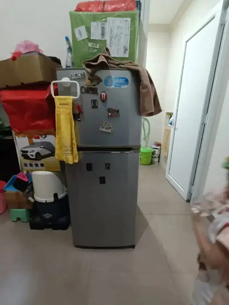 Jual Kulkas LG 2 pintu (seri kulkas nya : LG GN V212SLT)