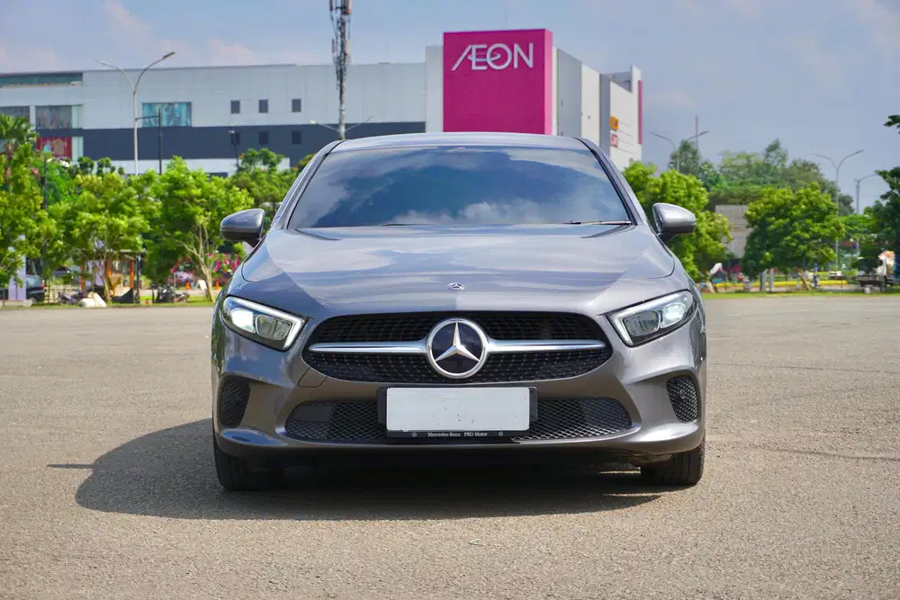 Mercedes Benz A200
V177 Sedan CKD 2021