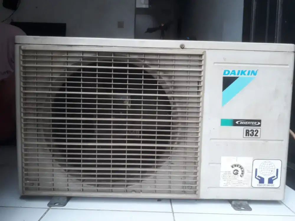AC Daikin 1pk inverter
