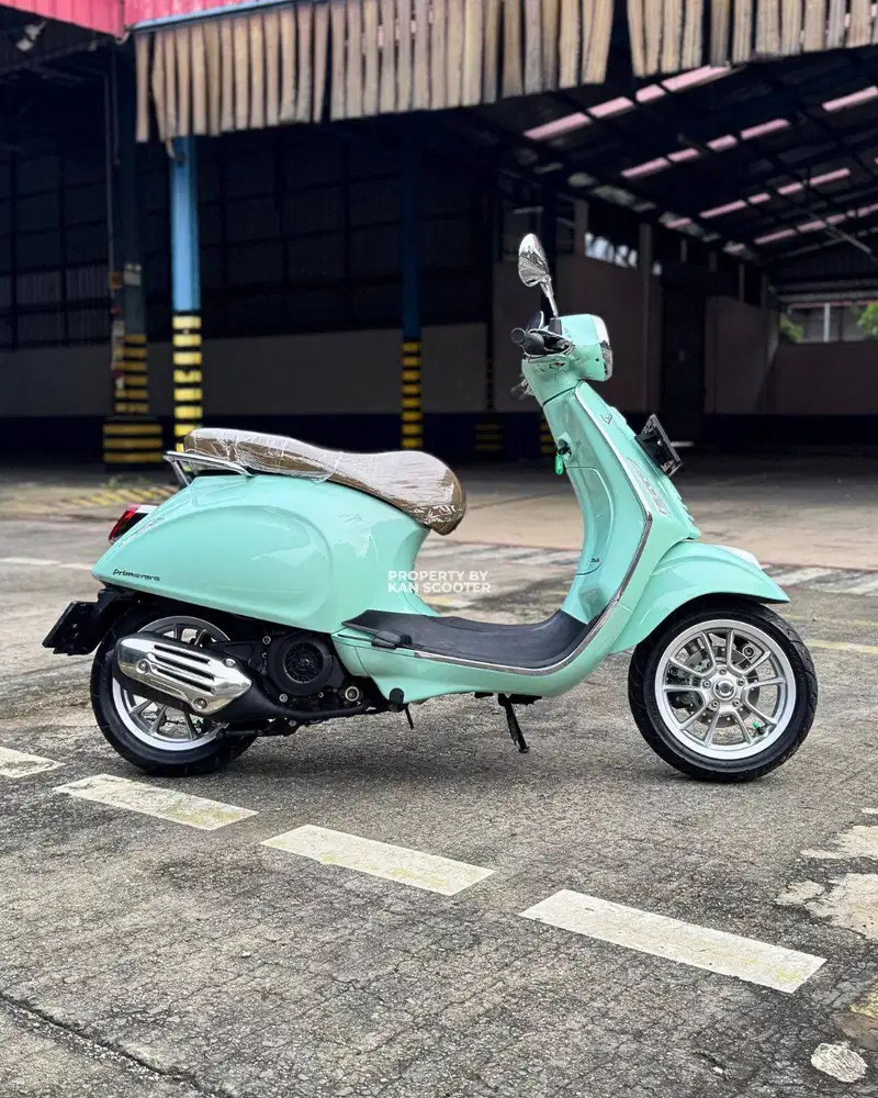 VESPA PRIMAVERA 150 IGET ABS FACELIFT 2021 BERGARANSI