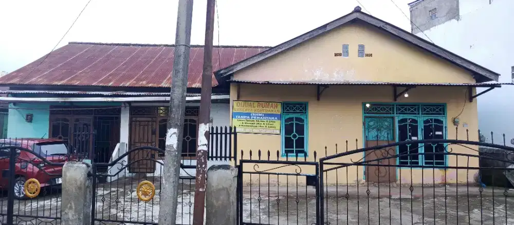 DIJUAL RUMAH BESERTA KONTRAKAN 2 PINTU