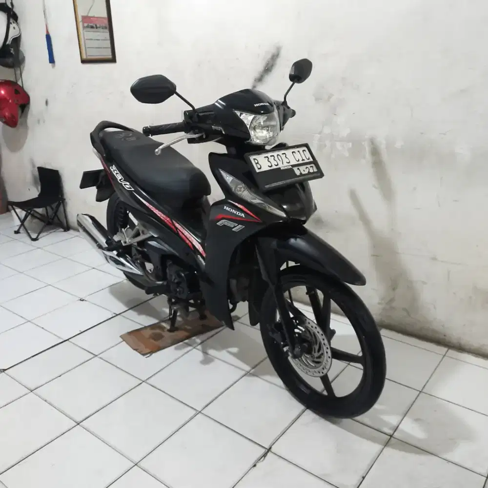 Honda Revo Cw 2017 Orisinil Lengkap Bagus