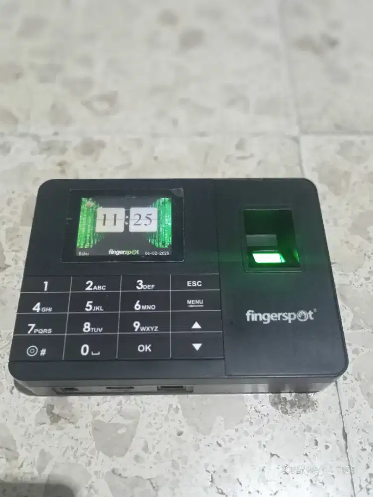 Alat absensi fingerprint merk fingerspot