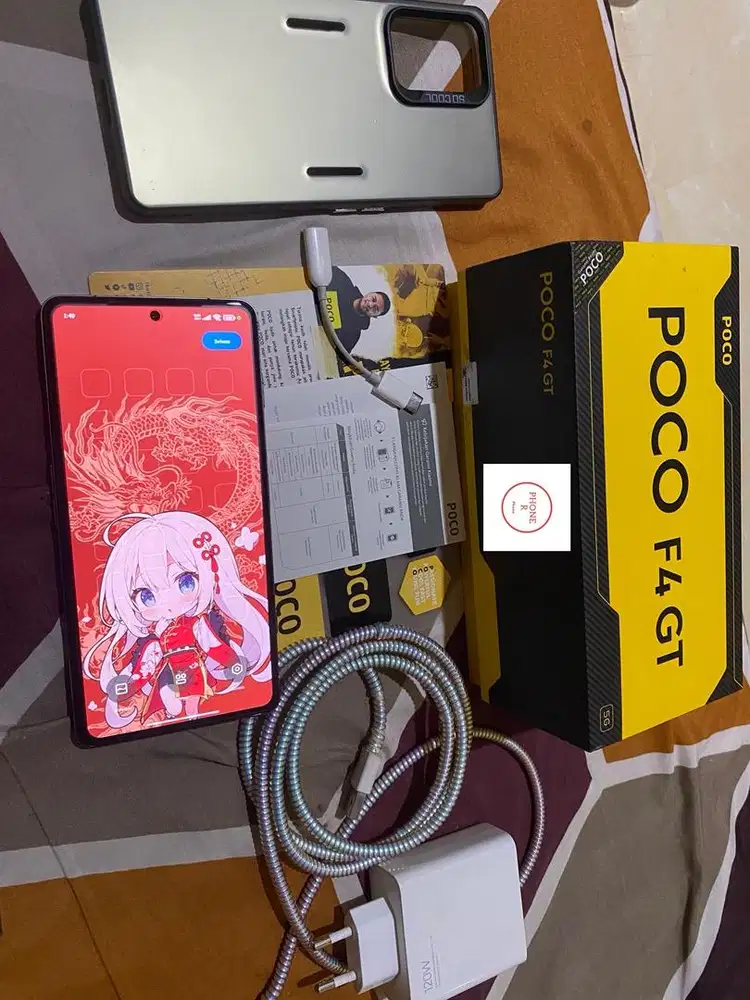 POCO F4 GT 12/256gb