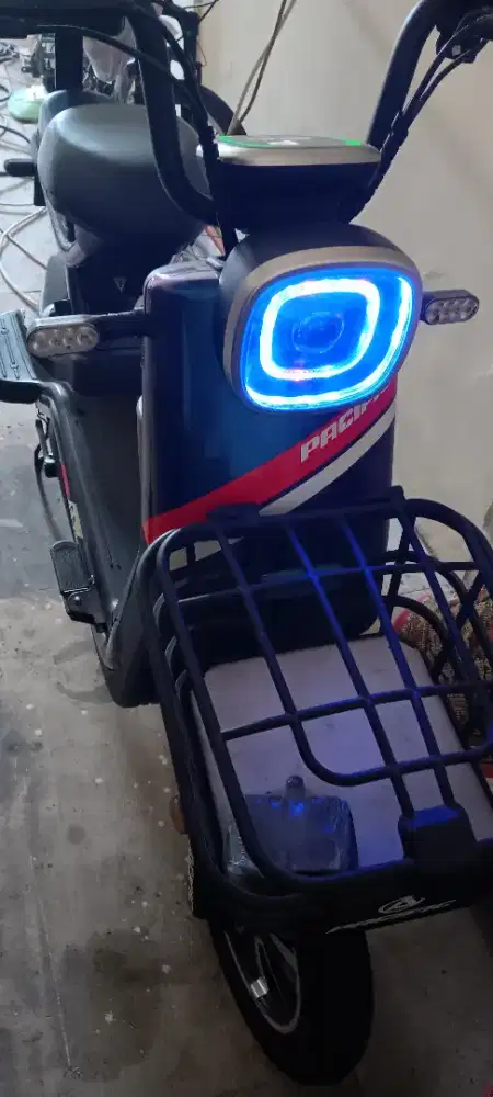 Sepeda listirk PACIFIC