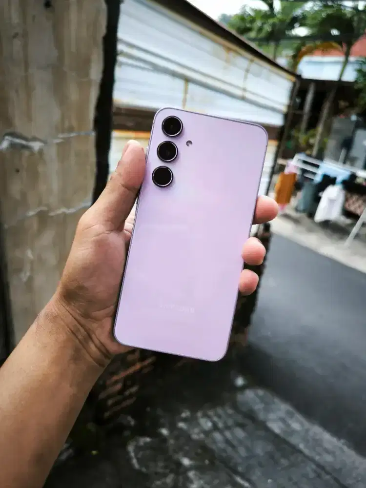 samsung a55 5g 8/256 hp aja