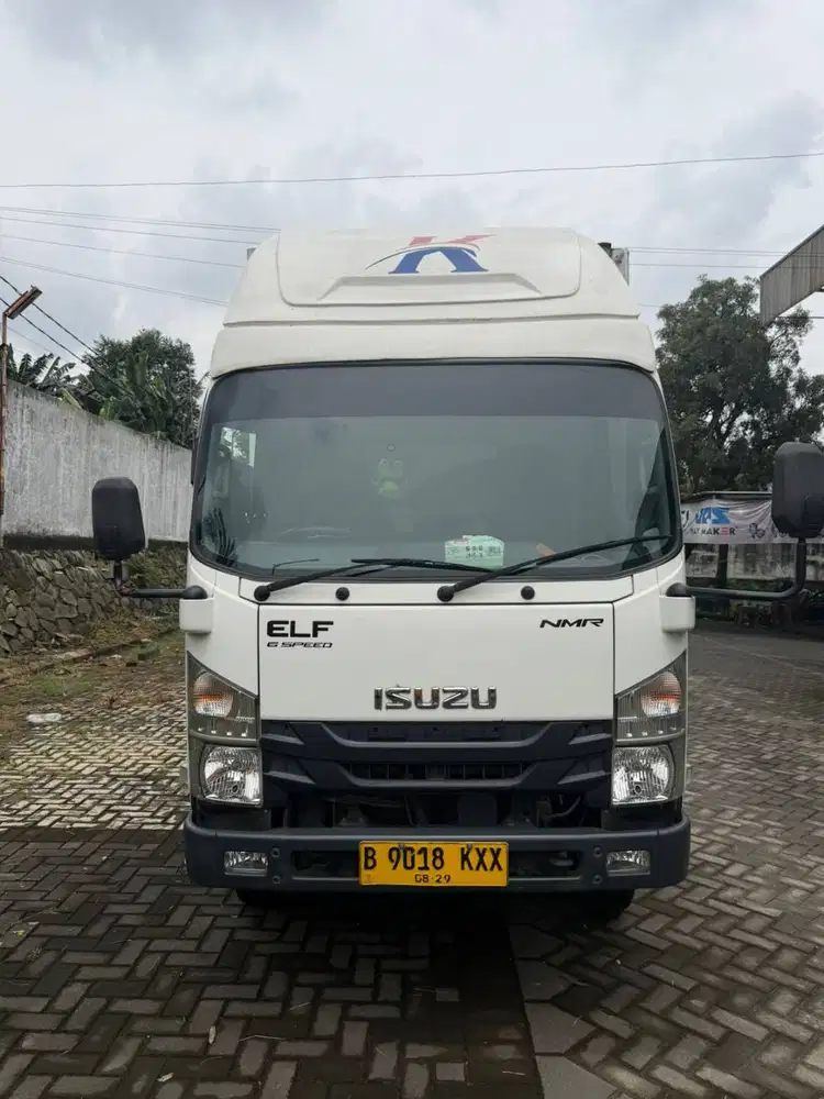 DIJUAL TRUCK ISUZU NMR L 81 TAHUN 2024