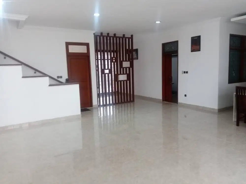 Jual Rumah di Taman Sakura Soekarno Hatta