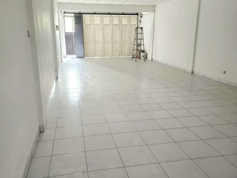 Jual Sewa Ruko bagus siap huni SHM hadap selatan Mainroad Jl Mekar Utama, Mekarwangi