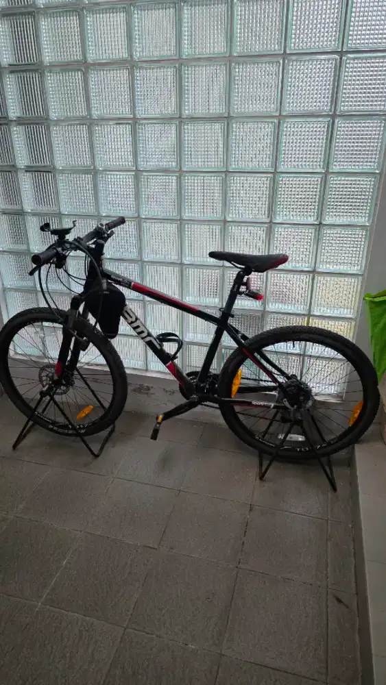 Sepeda MTB Brand BMC Dijual sebab tidak terpkai