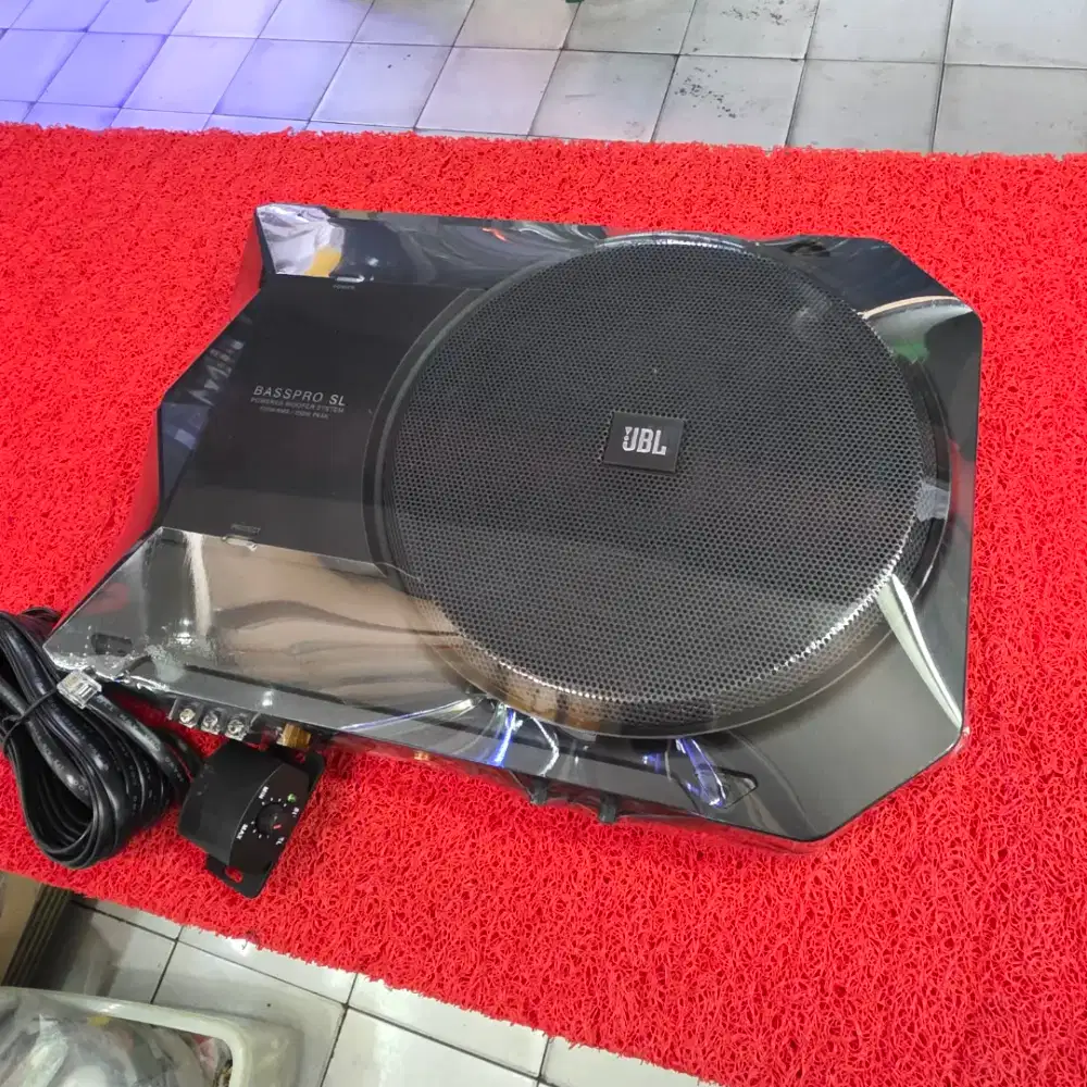 Subwoofer Kolong Aktif JBL BASSPRO SL Subwoofer Aktif JBL 8 in