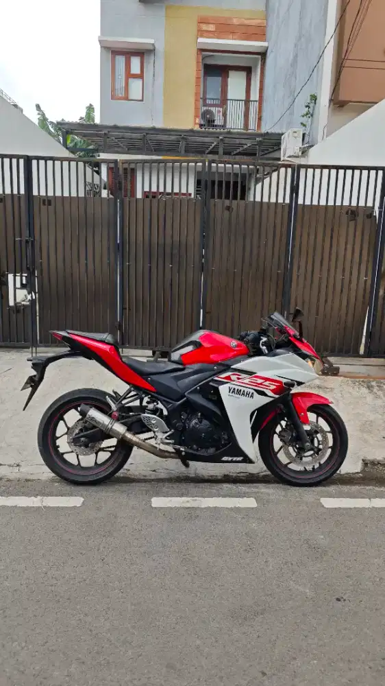 Yamaha R25 2014