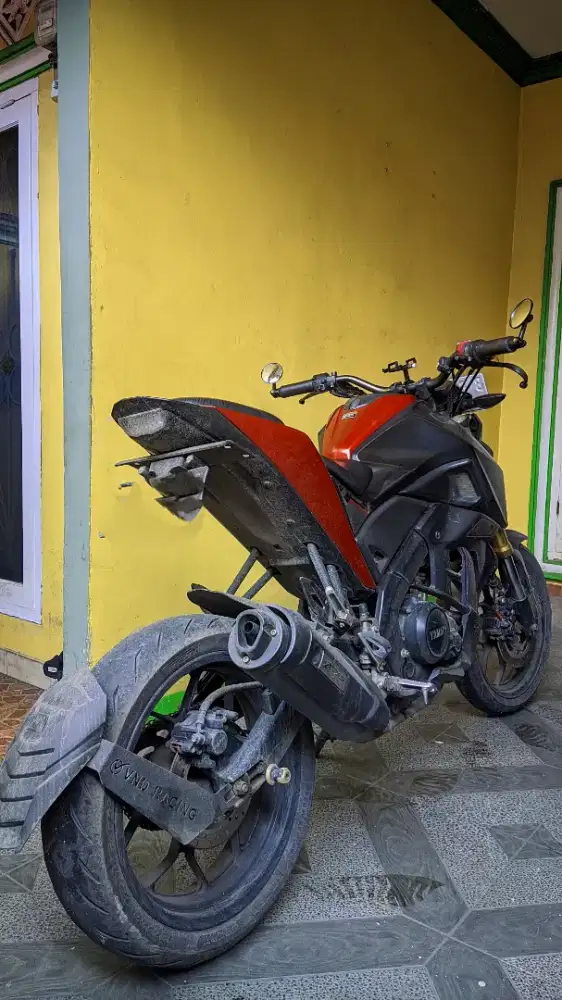 Yamaha Xabre Hitam 2016