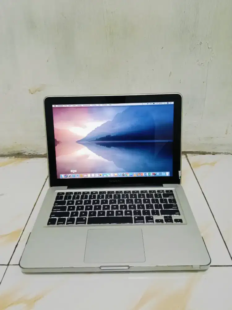 Macbook pro 2012 Intel core i5