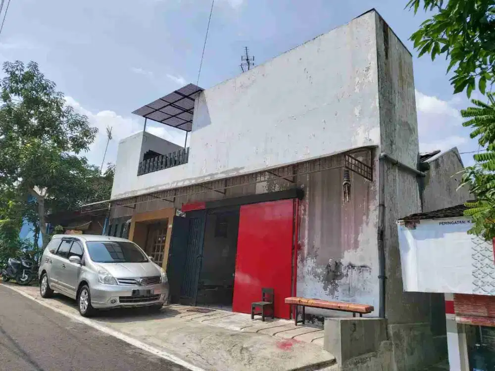 Rumah Siap Huni Unik di Pucang Sawit, Jebres, Solo.
