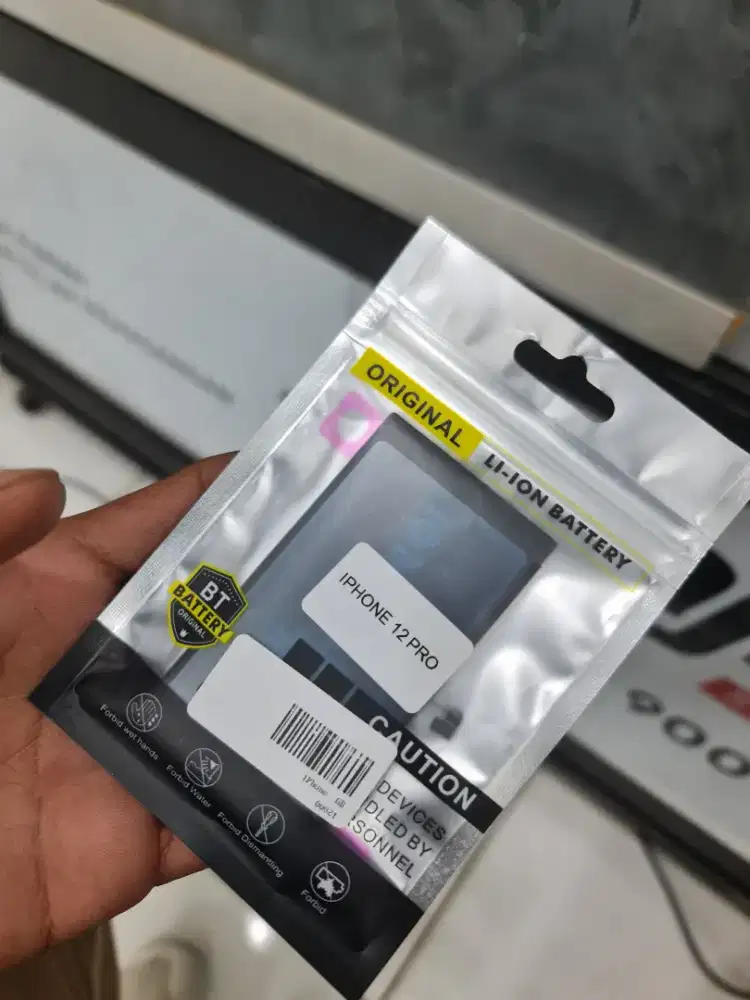 BATTERY IPHONE 12 PRO